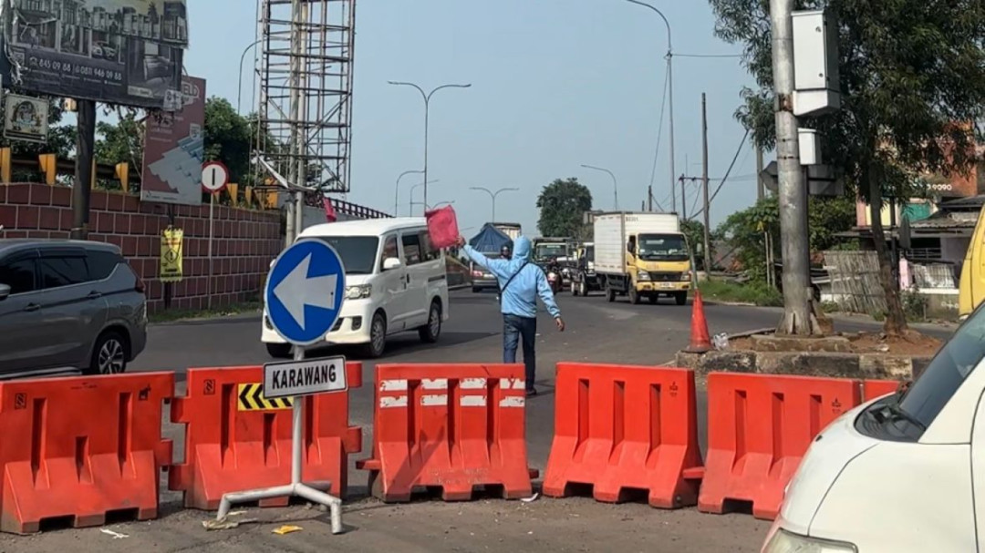 Dishub: Arus Lalu Lintas di Simpang Jomin Masih Lancar