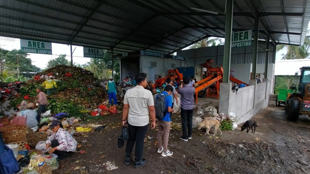 Sampah Organik di TPA Linggasana Karangasem Menurun