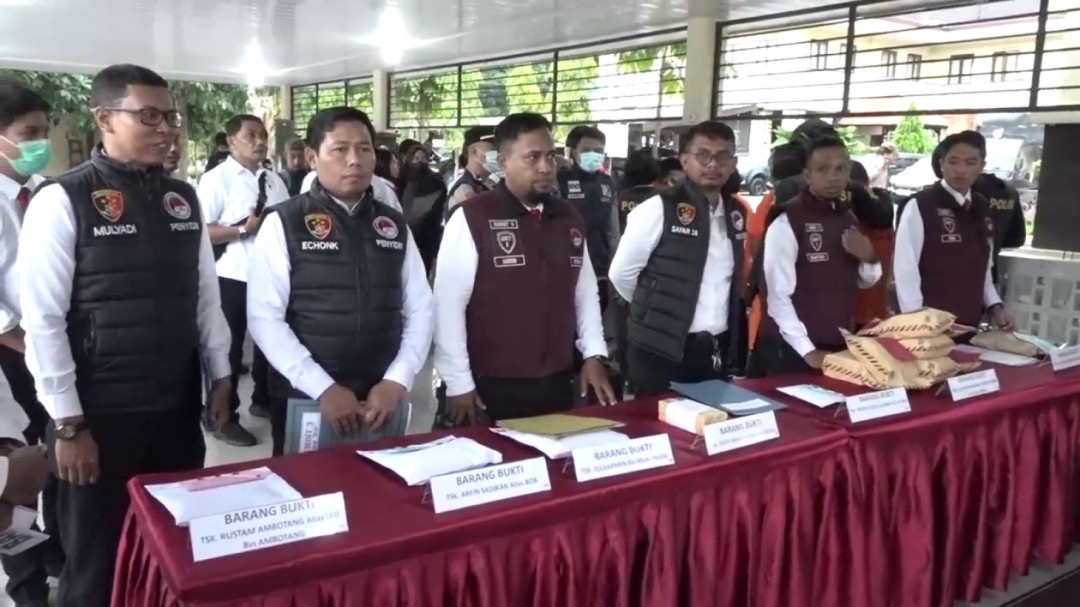 Polda Sultra Gagalkan Penyelundupan 7,4 Kg Sabu