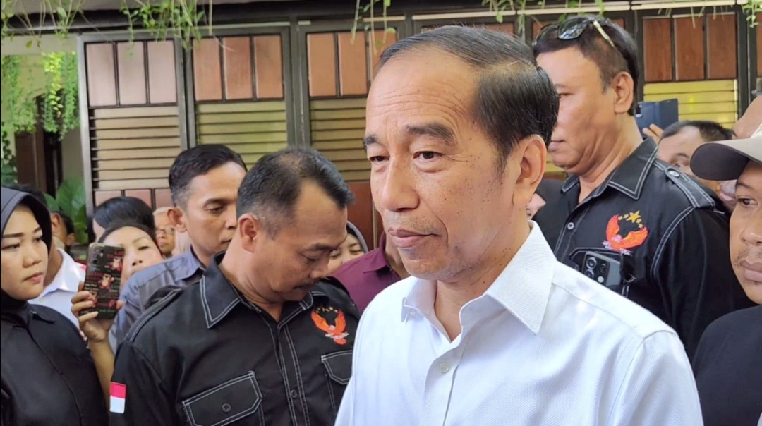 Jokowi Tolak Tunjukkan Ijazah Kecuali Diminta Pengadilan