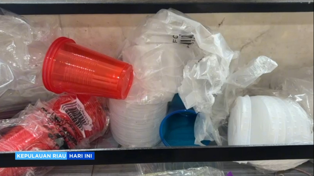 Harga Plastik Naik, UMKM dan Pedagang Terimbas