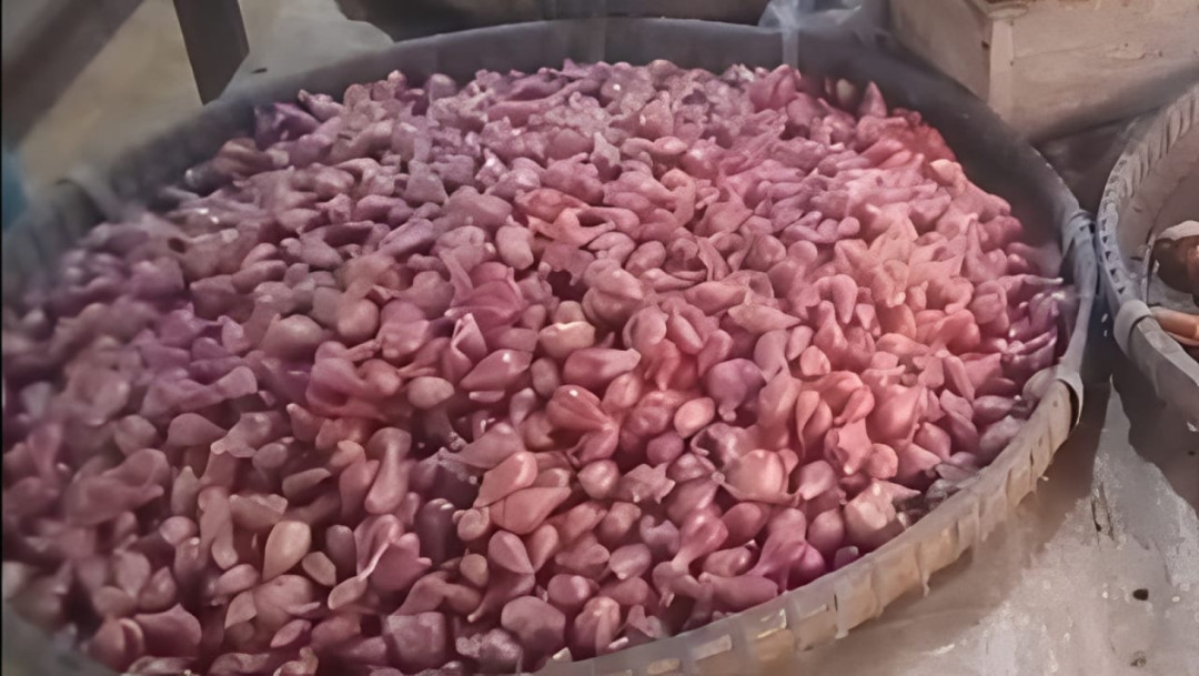 Harga Bawang Merah Tembus Rp55 Ribu per Kilogram, Warga Terbebani