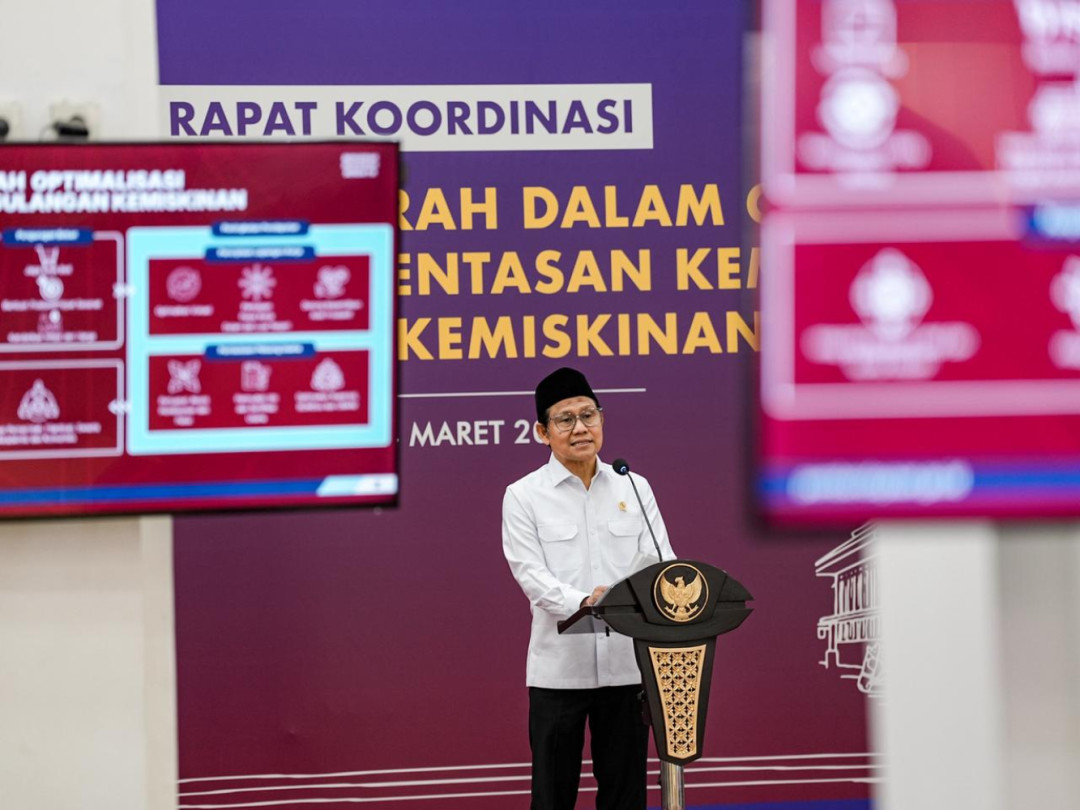 Menko PM Tegaskan Pentingnya Cegah Kelompok Rentan Turun Kelas