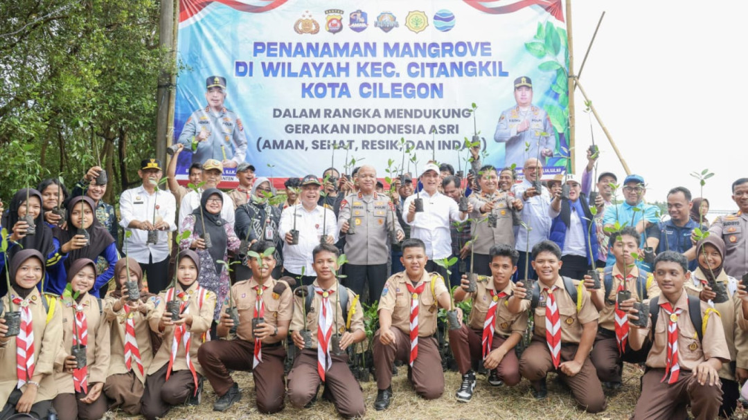 Tekan Emisi Karbon, 1.000 Pohon Mangrove Ditanam di Pesisir Cilegon