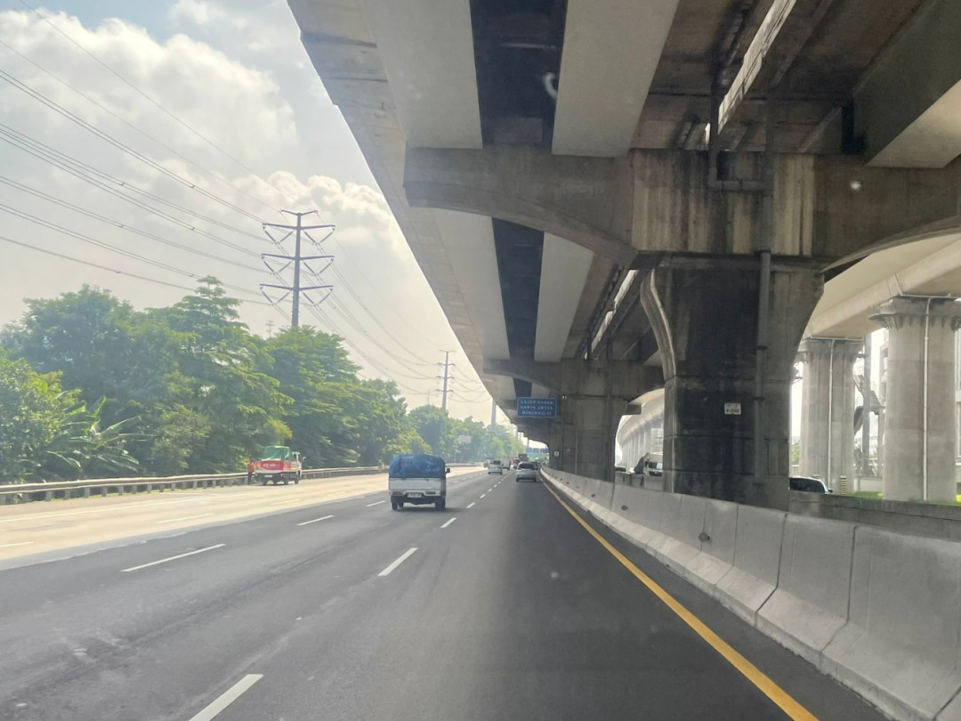 Arus Lalin di Tol Cikarang Barat Terpantau Lancar Jelang Libur Nataru