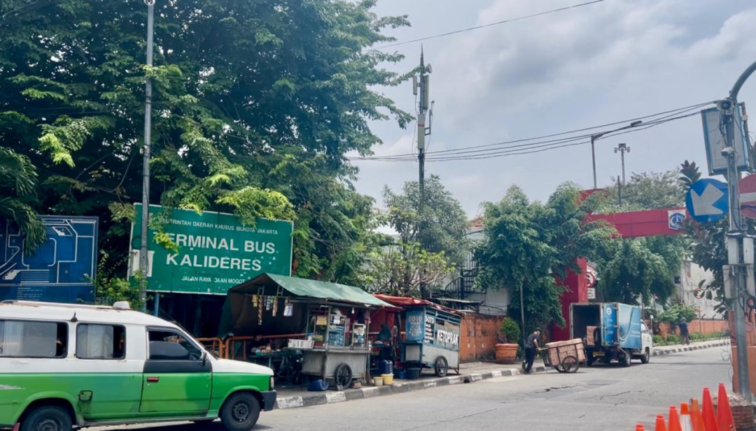 Kepala Terminal Kalideres Imbau Pemudik Turun di Dalam Terminal Demi Keamanan