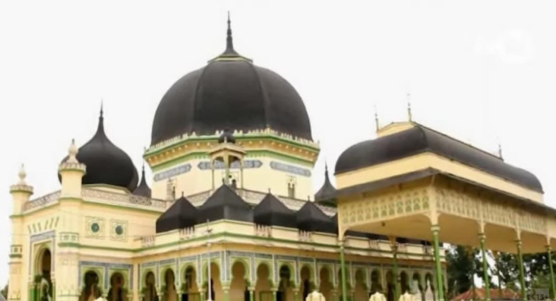 Masjid Azizi, Warisan Kesultanan Langkat yang Tetap Megah dan Ramai Dikunjungi Saat Ramadan