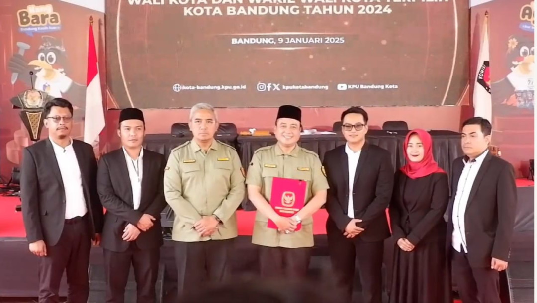 Rapat Penetapan Paslon Walikota Terpilih Kota Bandung