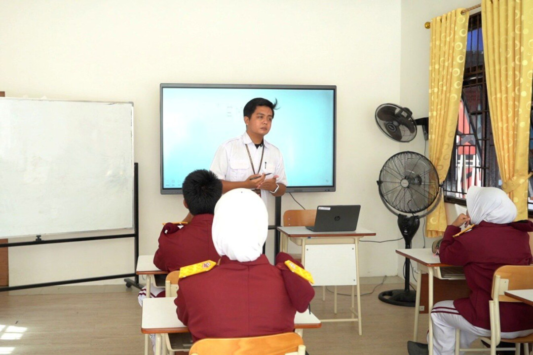 Kisah Guru di Anambas: Mudik Pertama Penuh Perjuangan dan Harapan