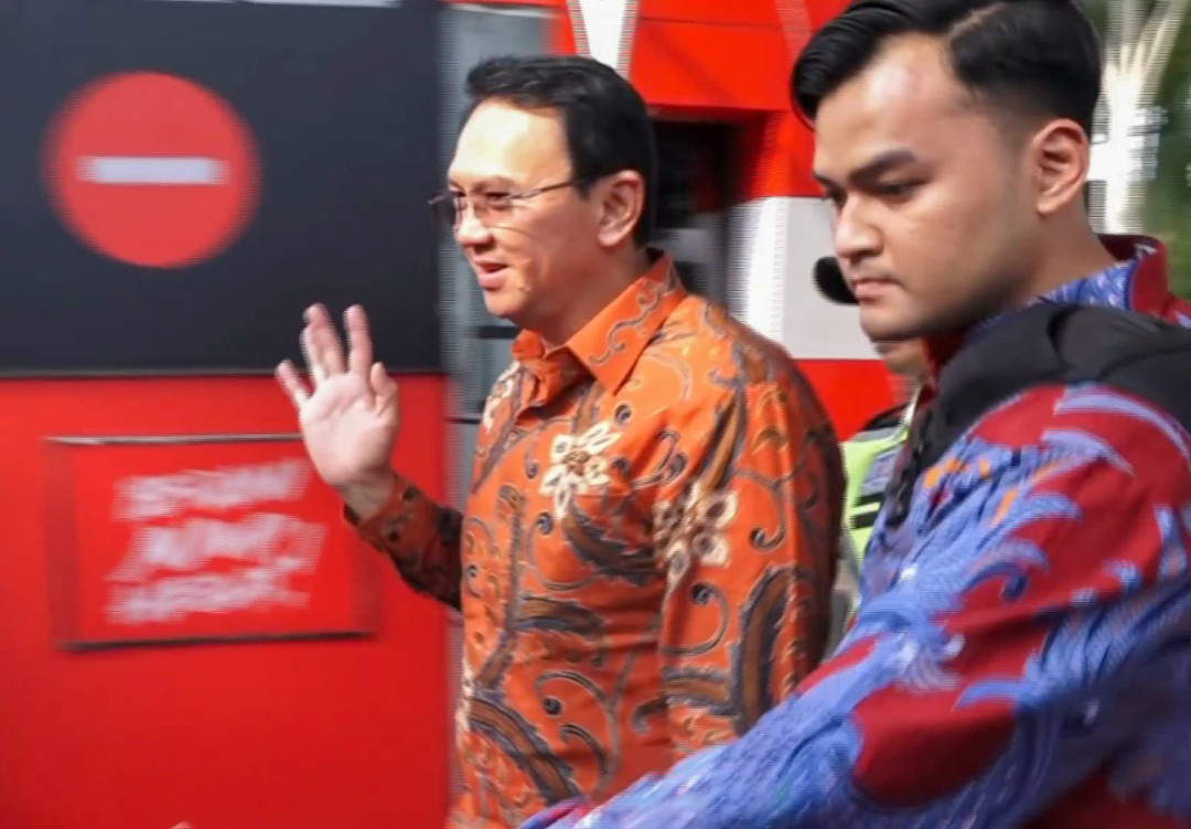 KPK Cecar Ahok Terkait Dugaan Kerugian Negara dari Pengadaan LNG