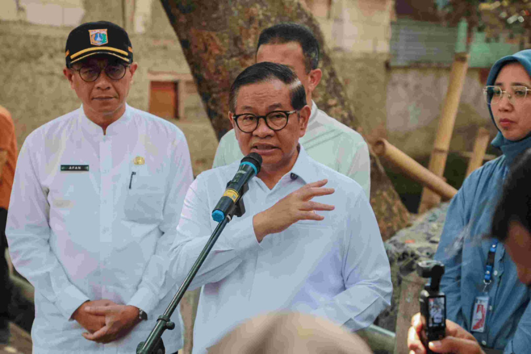 Gubernur Pramono Tinjau Kali Krukut, Pemprov DKI Siap Mulai Normalisasi 2026