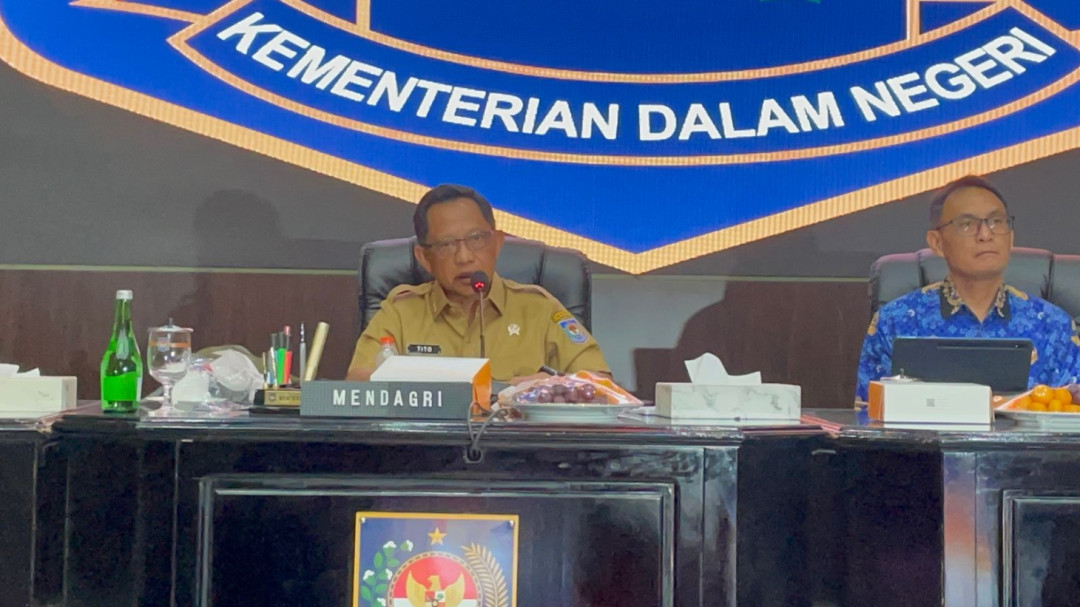 Mendagri Tito Imbau Warga Sibolga Tenang, Jangan Panic Buying