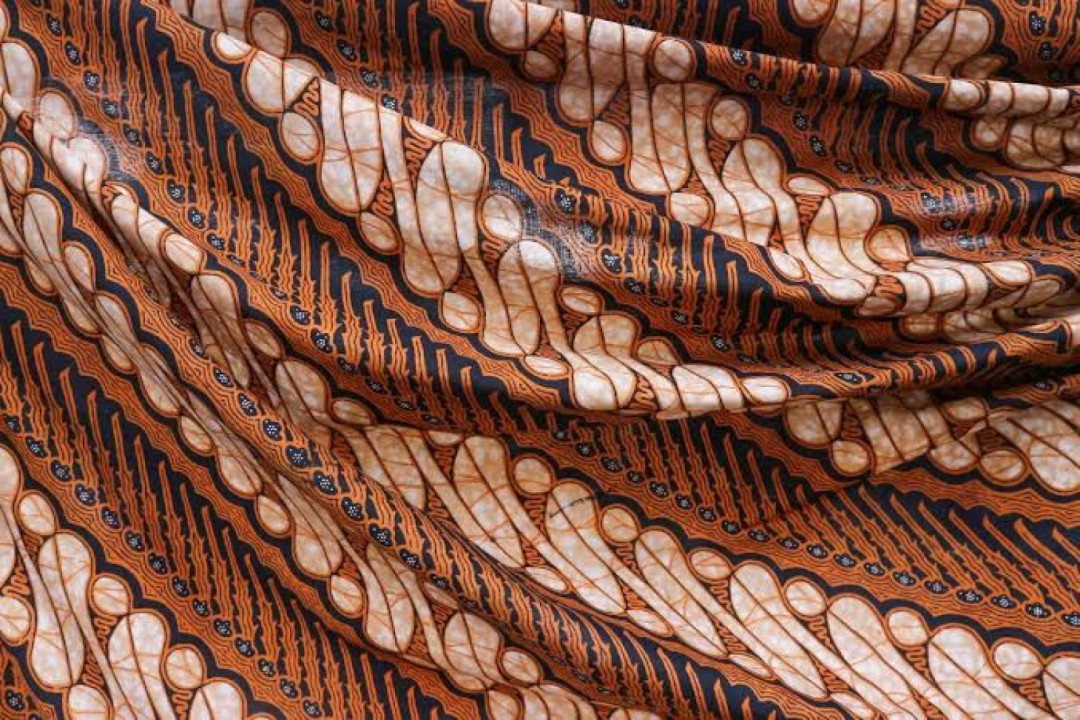 Puluhan Remaja di Kabupaten Grobogan Perkenalkan Batik Kreativitas UMKM melalui Batik Carnival