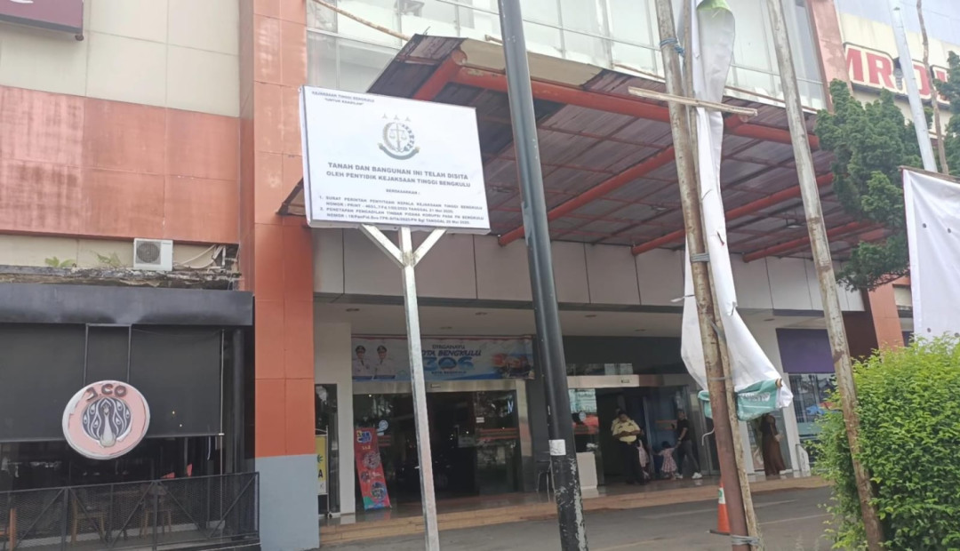 Penyidikan Dugaan Korupsi, Kejati Segel Megamall Bengkulu