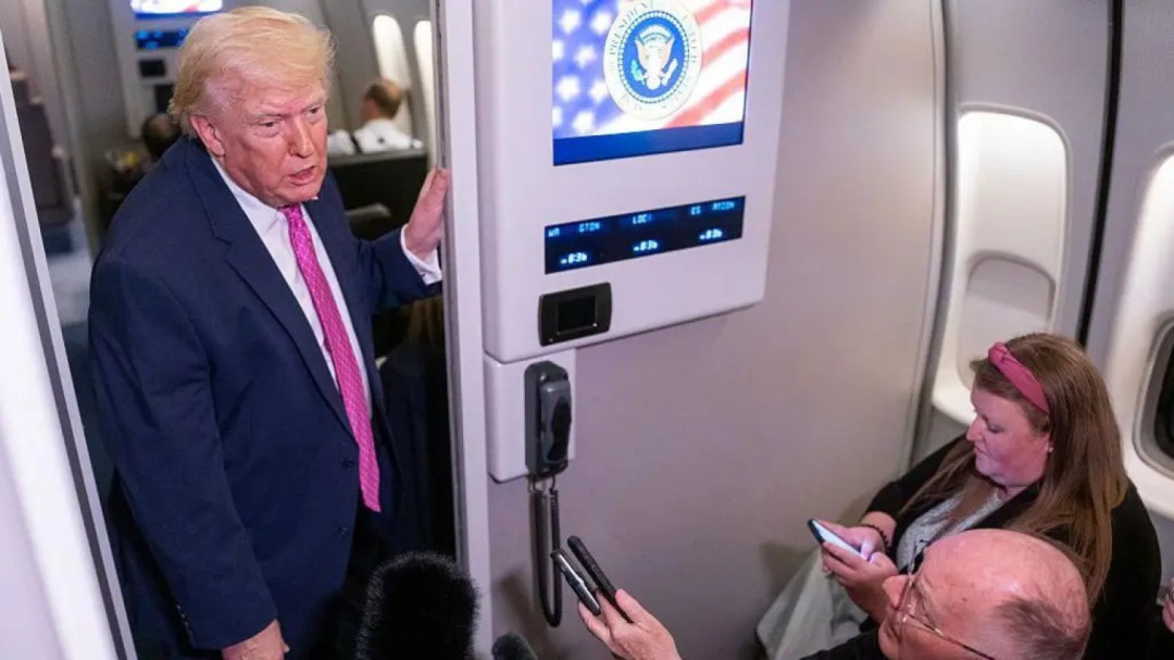 Trump Ancam Sita Hub Minyak Utama Iran