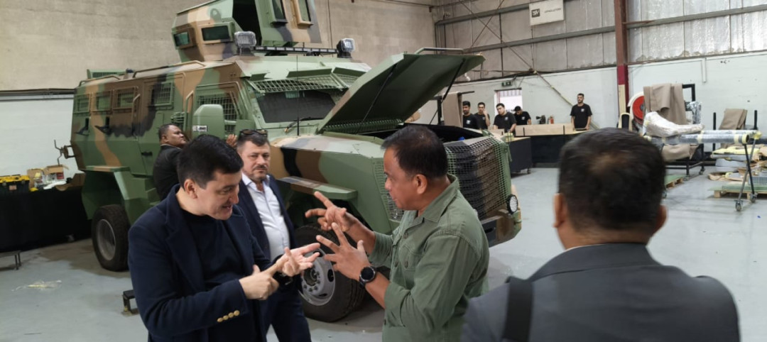 Irjen TNI Tinjau Kendaraan Taktis untuk Satgas UNIFIL di Dubai