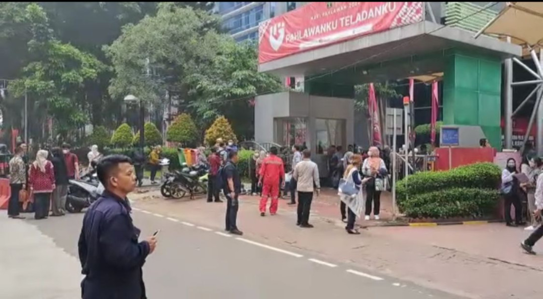 Breaking News! Gedung Kemenkumham Lantai 5 Alami Kebakaran