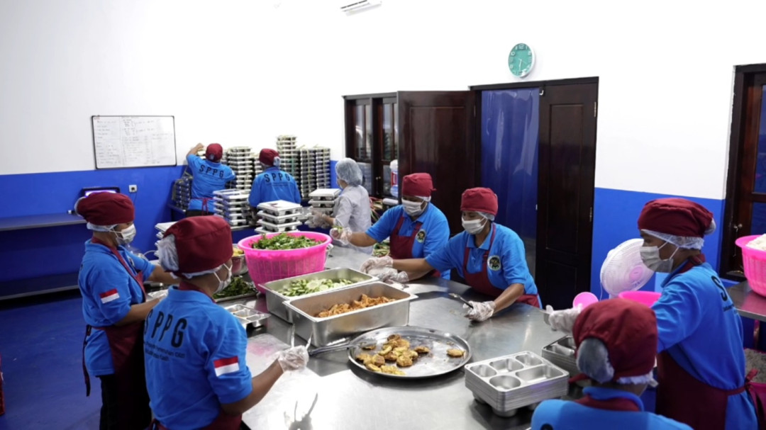 Dari Sulit Beli Beras, Kini Relawan SPPG di NTT Mampu Penuhi Kebutuhan Keluarga