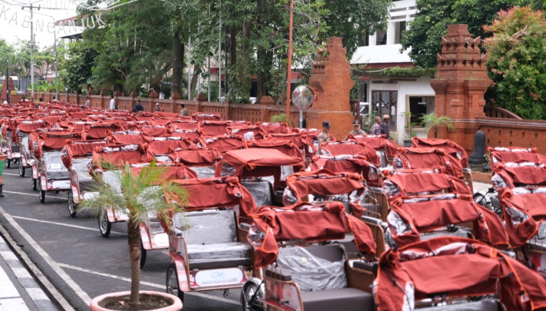 Becak Listrik Bawa Harapan Baru bagi Pembecak Lansia asal Nganjuk