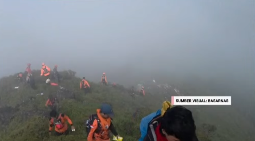 KNKT Temukan Kerusakan Pemancar Darurat Pesawat ATR