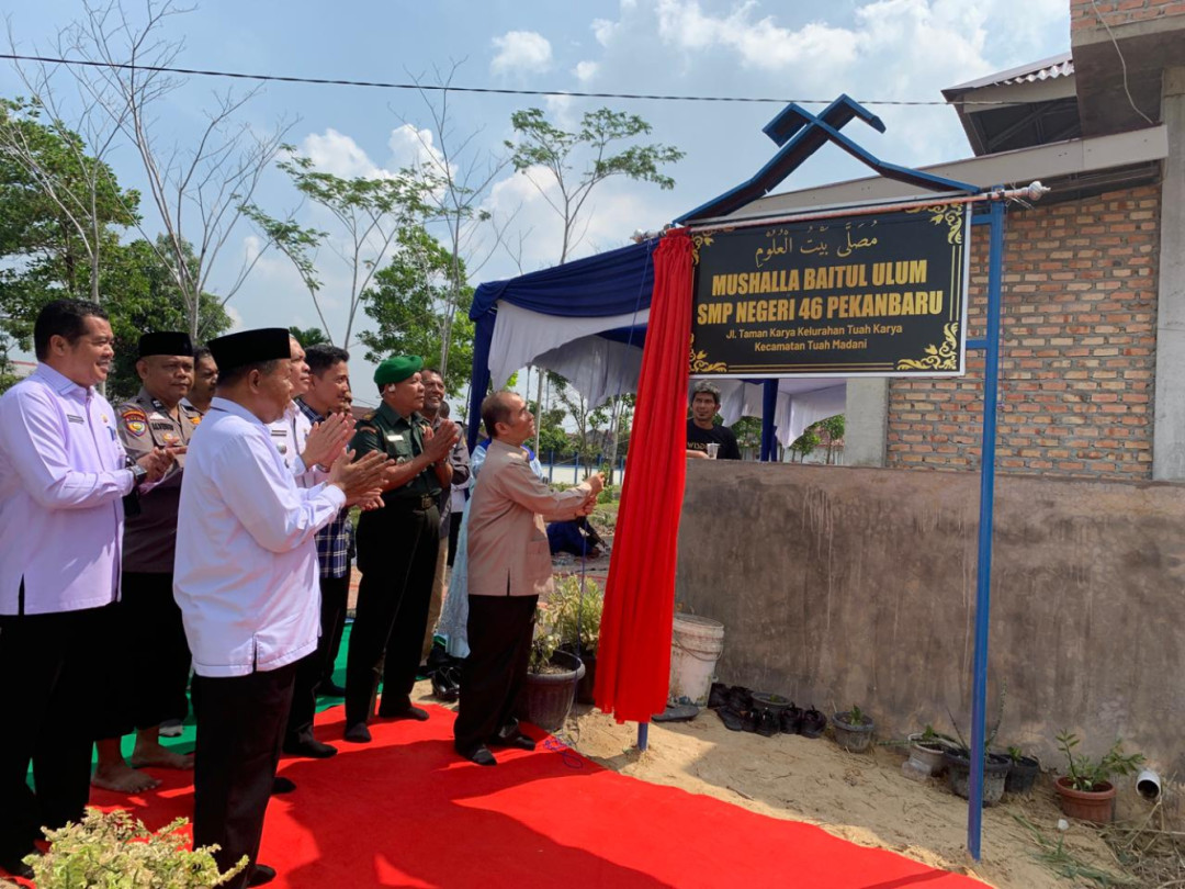 Peningkatan Sarana Ibadah, SMPN 46 Pekanbaru Resmikan Mushola Baitul Ulum