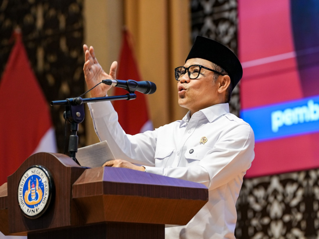 Muhaimin Dorong Mahasiswa KKN UNP Belajar dari Alam dan Masyarakat