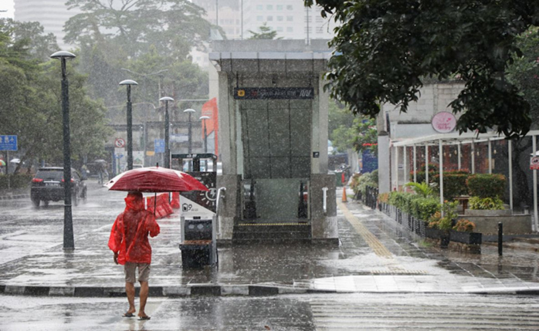 BMKG Prakirakan Cuaca Berawan hingga Hujan Ringan Guyur Jakarta Hari Ini