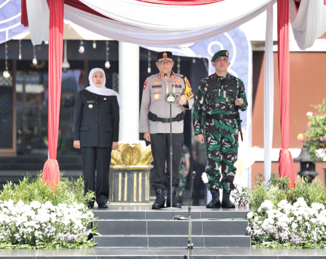 Kapolda Jatim Pimpin Apel Gelar Pasukan Operasi Ketupat Semeru 2026