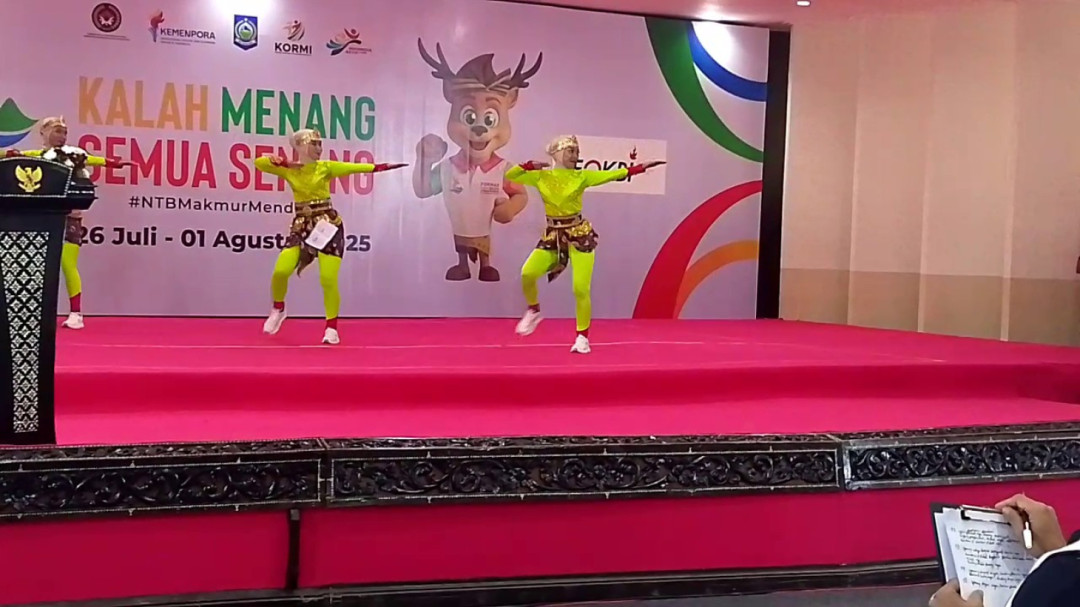 Senam Kreasi Buka Fornas VIII di NTB: Meriahkan Budaya Lewat Olahraga