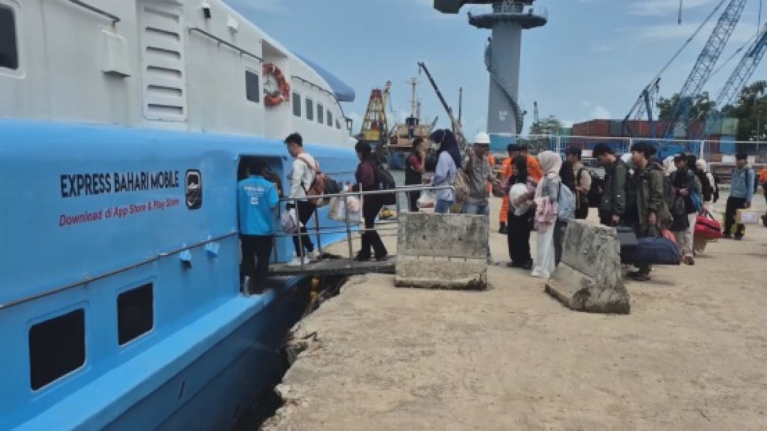 H-6 Lebaran, Penumpang Kapal Pangkal Balam Naik 24 Persen
