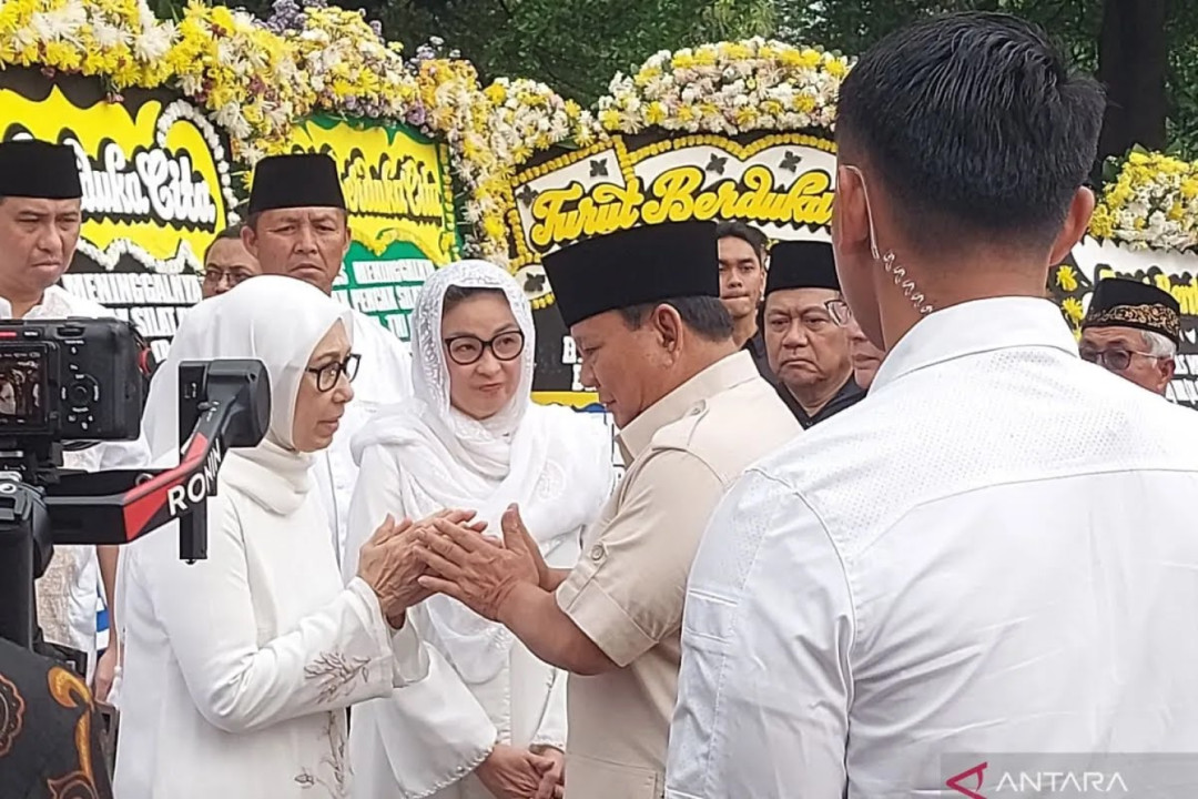 Presiden Prabowo Melayat Eddie Nalapraya di Rumah Duka