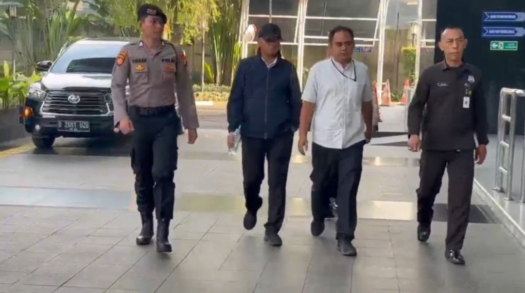 Terjaring OTT, Bupati Tulungagung Tiba di Gedung Merah Putih KPK