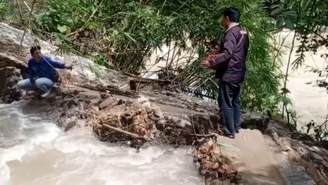 Irigasi Ambruk, Puluhan Hektare Sawah di Muara Enim Gagal Tanam