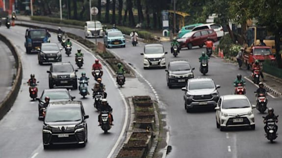 Pramono: 109 Tiang Monorel di Rasuna Said Rampung Dibongkar