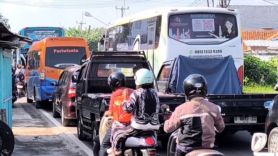 Puncak Arus Balik, Jalur Pantura Padat Merayap Imbas One Way