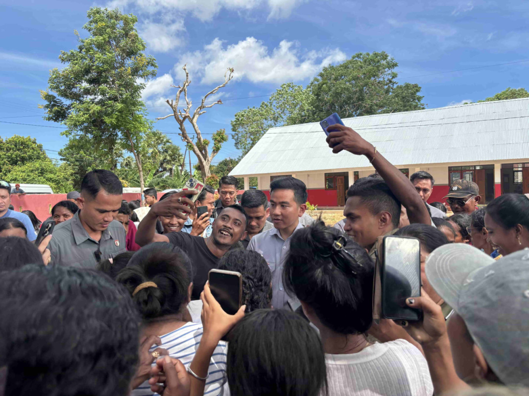 Wapres Gibran Kembali Kunjungi SDI Kaniti Kupang