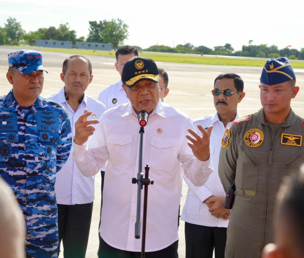 Menko Polkam Apresiasi Peran Kru Pesawat dalam Distribusi Bantuan Kemanusiaan