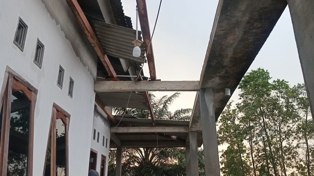 Puting Beliung Terjang Parittiga, Puluhan Rumah di Dua Desa Rusak