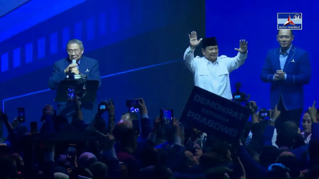 SBY Sumbang Lagu Tipe-X ‘Kamu Ngga Sendirian’ di Acara Rapimnas Partai Demokrat
