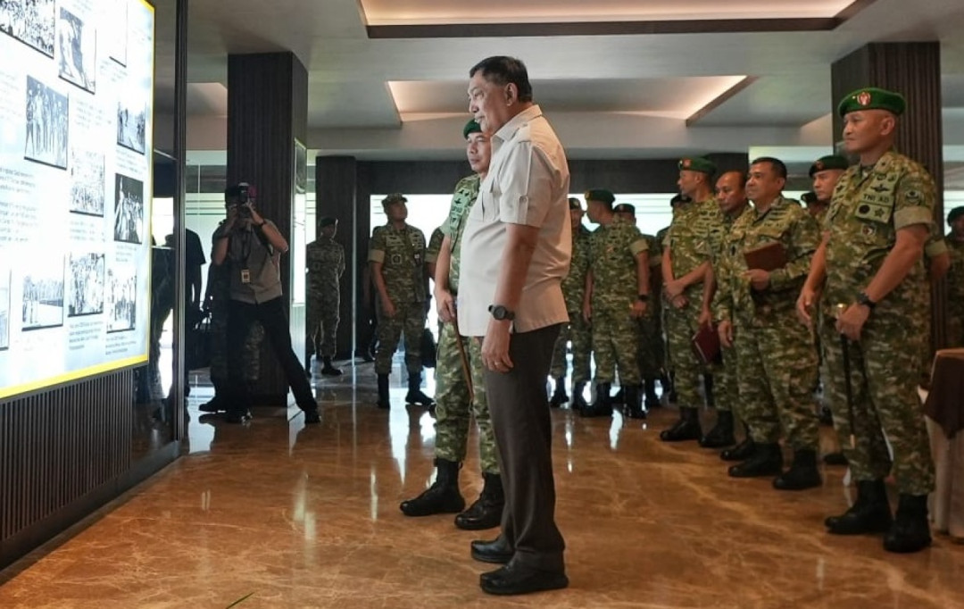 Jakarta Pastikan Pertahanan: Menhan Kunjungi Markas Kodam Jaya