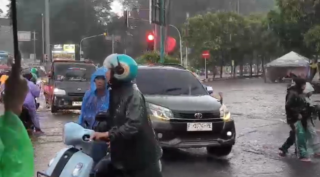 Banjir Meluas, 30 RT di Jakarta Terendam Hingga 110 Sentimeter