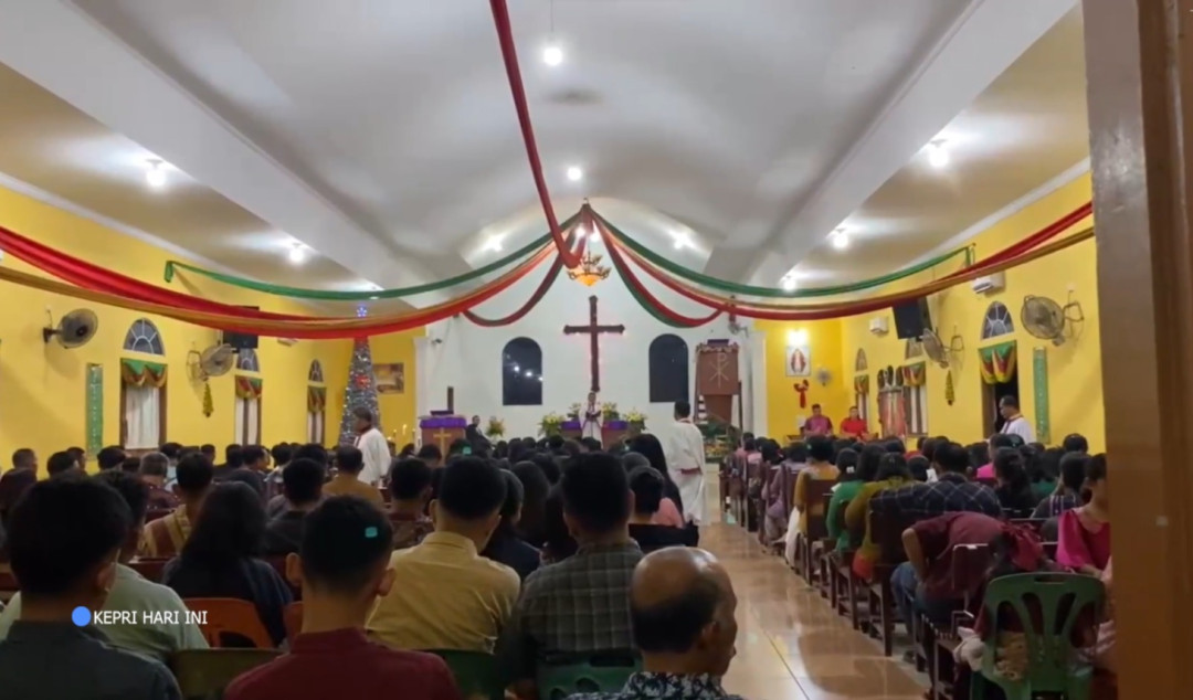 Kapolres Bintan Tinjau Pengamanan Natal di Sejumlah Gereja