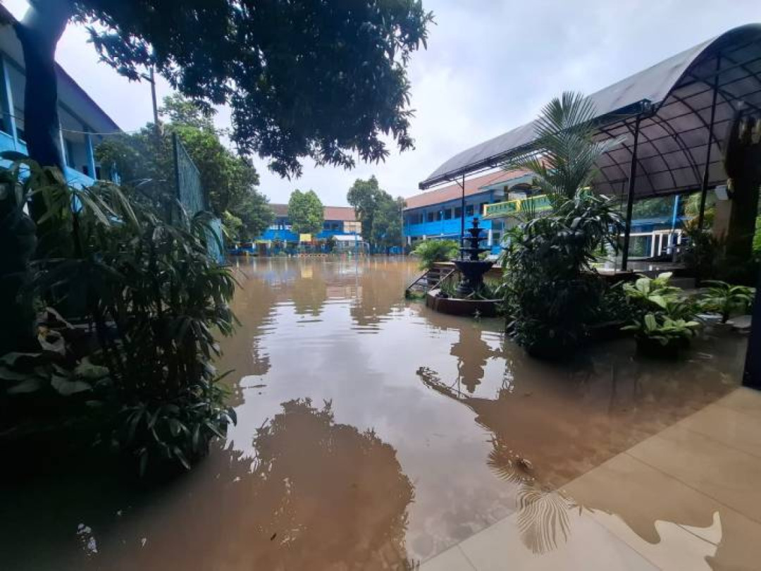 Kondisi Banjir, 37 Sekolah di Tangerang Terapkan Pembelajaran Jarak Jauh