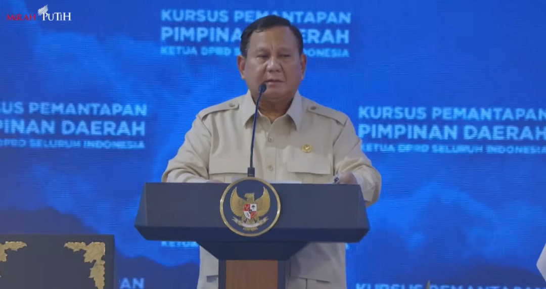 Presiden Prabowo Berikan Arahan Ketua DPRD se-Indonesia di Magelang