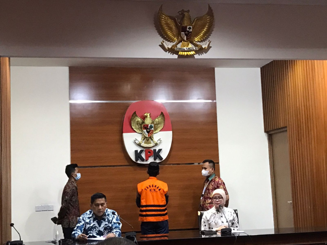 KPK Tahan Karyawan Alfamidi Yang Terlibat Gratifikasi ke Pemkot Ambon