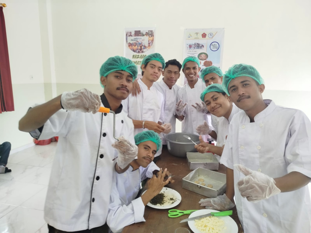 Mahasiswa IKTL Dorong Hilirisasi Hasil Laut Lewat Produk Cookies