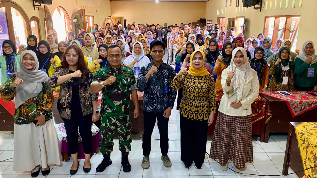 DPR RI dan BGN Sosialisasikan Program Makan Bergizi Gratis di Banyumas