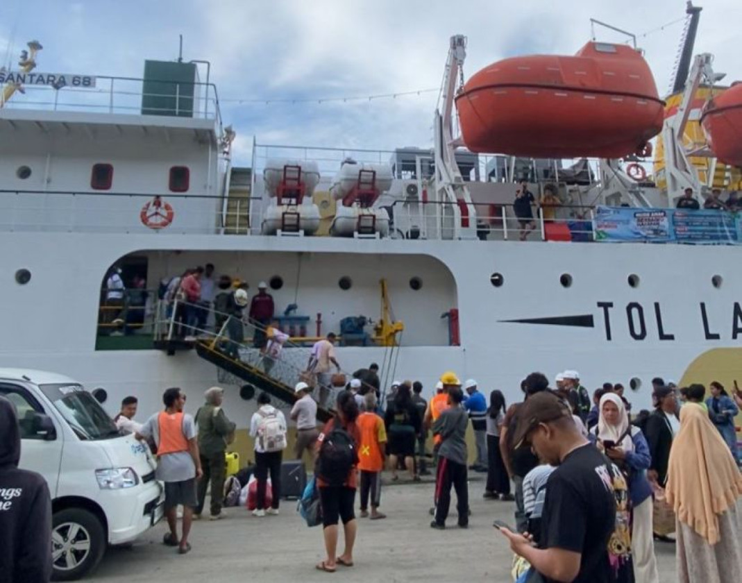 Puncak Arus Mudik di Teluk Bayur, Penumpang dari Mentawai Melonjak 100 Persen