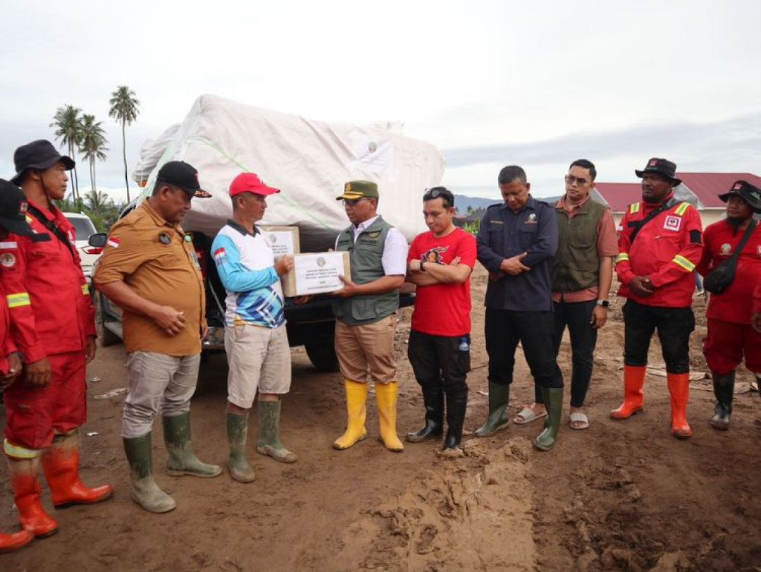 Kemenhut Kirim Bantuan Tahap Dua untuk Korban Banjir Padang