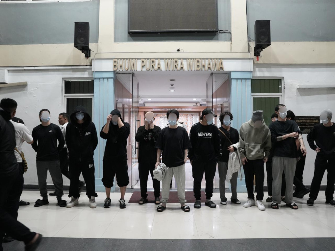 Imigrasi Bogor Deportasi 13 WN Jepang Pelaku Penipuan Daring